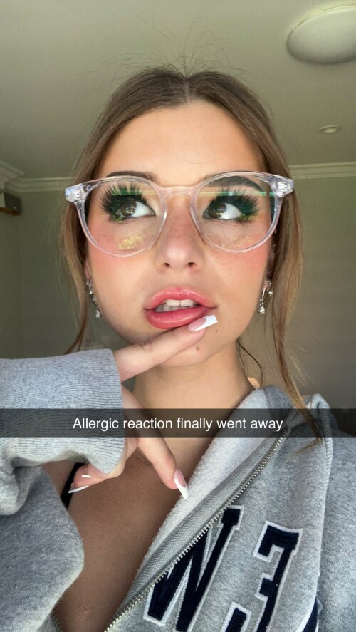 BraveDown.Com brooke monk brookemonk snapchat stories spotlight lenses icnp6bhy7mA0c69ccc18dd920a4