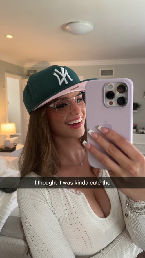 BraveDown.Com brooke monk brookemonk snapchat stories spotlight lenses l7UYZ6U 6C02f26054ed5049989