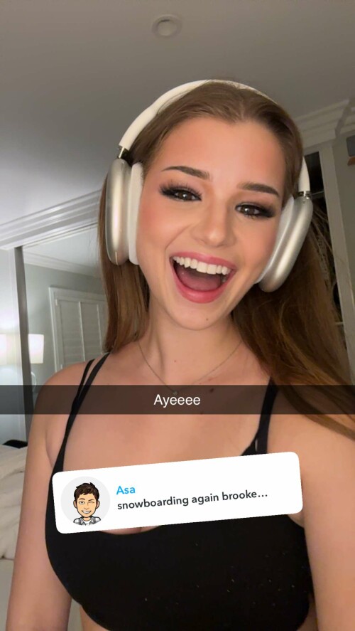 BraveDown.Com brooke monk brookemonk snapchat stories spotlight lenses p8qck a8yh0