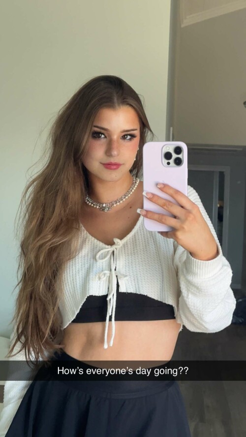 BraveDown.Com brooke monk brookemonk snapchat stories spotlight lenses sxcd86emd5i