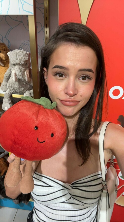 BraveDown.Com lea elui leaelui snapchat stories spotlight lenses 6dZ aFD5dh01edb79b24dc5cac6