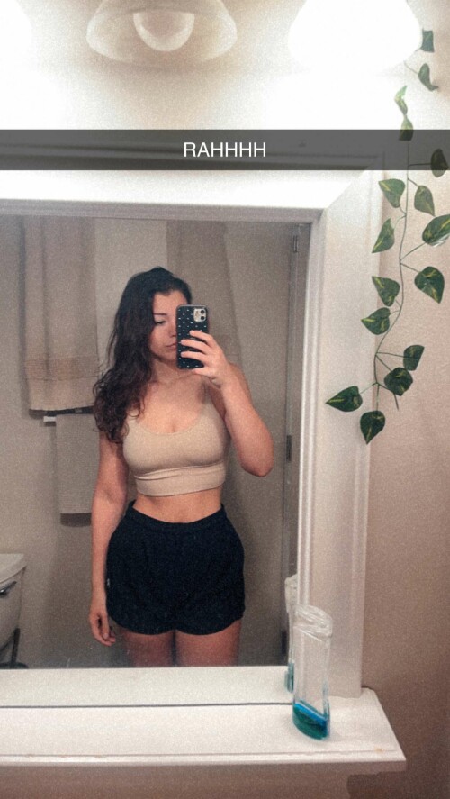 BraveDown.Com nikki woods nikki woodss snapchat stories spotlight lenses XYmT1PXa4Ew21f843b501a590de