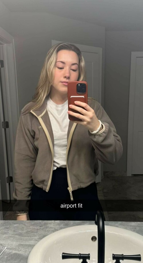 BraveDown.Com pineapplebrat pineapplebrat snapchat stories spotlight lenses 4w6dpxp q2c