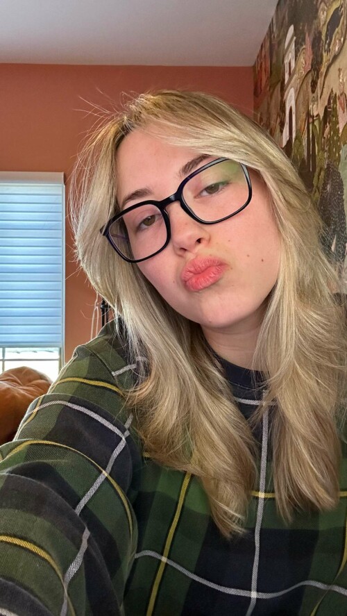 BraveDown.Com pineapplebrat pineapplebrat snapchat stories spotlight lenses j9cjejsclqq