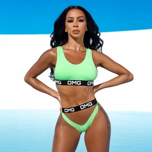 Britany Renner Sexy Body 7