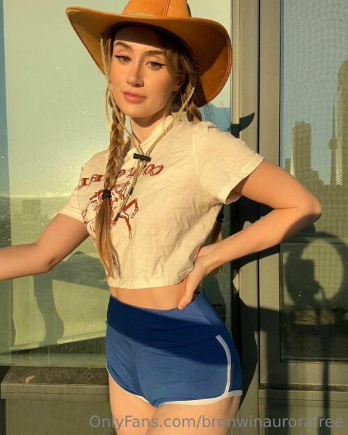 Bronwin Aurora 06959d37bc54a2ae59de