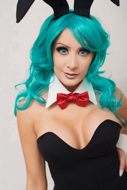 Bunny Bulma 27