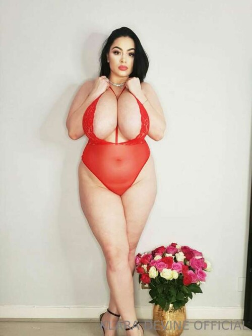 Busty Klara bklara11dc10e3966b845c92