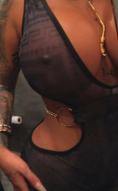 C02B8D52 95FC 415C 96FE AD32E644059C