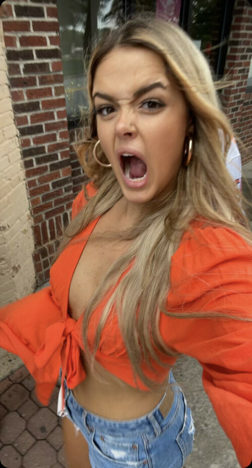 C22DD1DD FE9A 4EF3 A020 083DA2791867