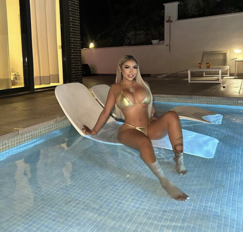 C43540F3 301A 43AC 953E 7D12B07ED558dabeaf45ce98bb09