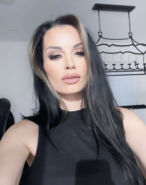 C6FC8773 2CB4 4AAE BE7D 2FE2809284CB