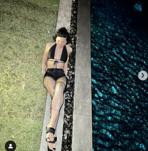 C7E51866 3F00 4B7D AD01 870063A24DEE