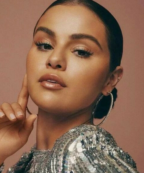 C83130A5 ACCC 4743 9004 5C09552CC4AD