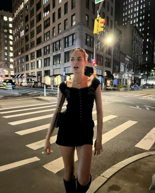 CCA9B944 FFB3 48EC B3F3 2A0D613561F7