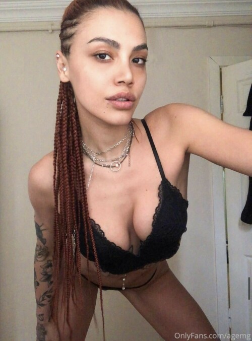 CD1808F3 4F00 42EE AC3C 733360AE3F5B