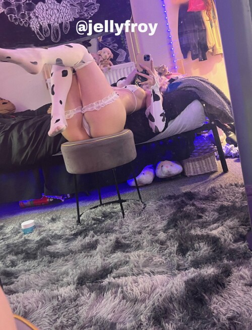 CE376280 1E3F 419B 8069 173CB15DC3B52662385e144a704f