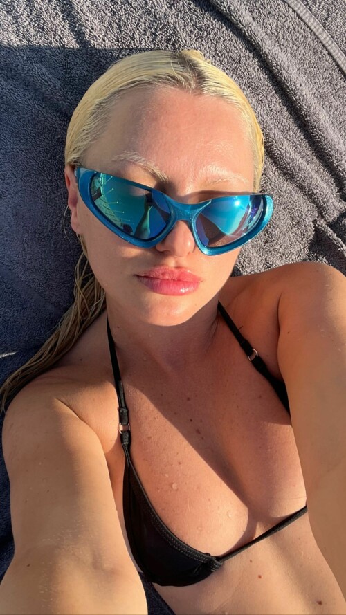 CE549E79 7E6A 4171 B7C2 D7DD47B355E82dda6f895daeff2d