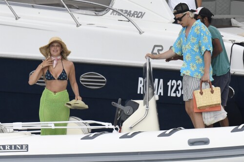 CFD441C7 88CB 4D17 9792 0BA35CC63495