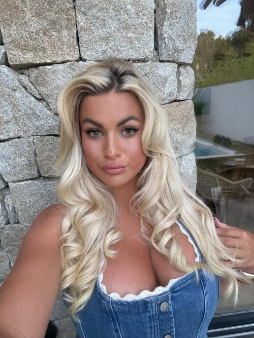 CM 12d47f850b98a7743c