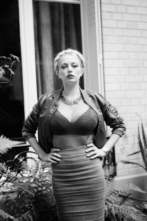 CR Fashion Book A STAR IS BORN 3