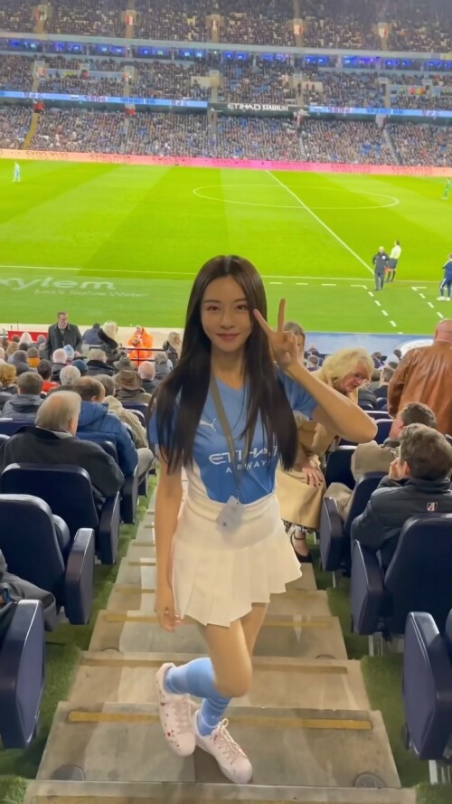 CYgUhMYpMfY coverc29d25c44a9fb1b8