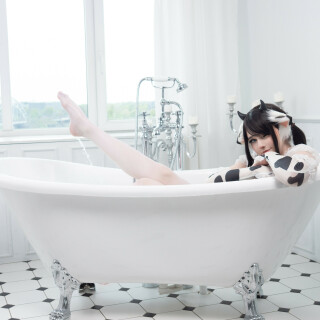 CandyBall---Cow-592cbe4c243c6769cf