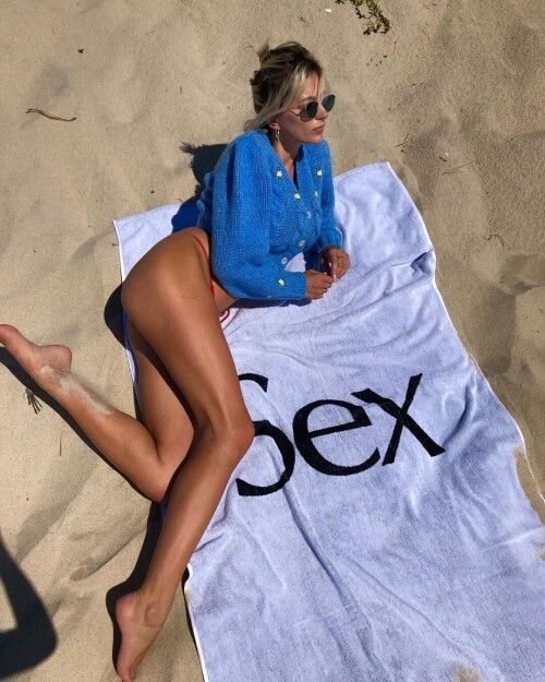 Caroline Vreeland 2bd4f7c4c25f3d13f
