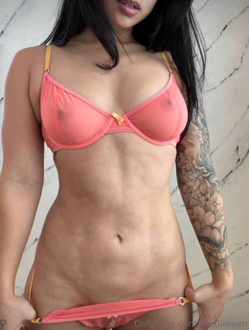 Cat2e562c599e375b122