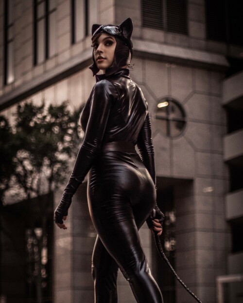 Catwoman 5