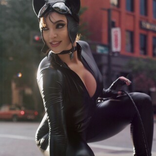 Catwoman-69765800bfef87f38