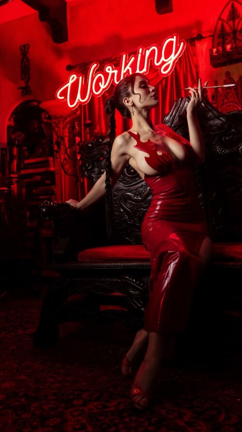 Caylee Cowan Jodie Bullock photoshoot October 2024 0510fed1dc1f0b3527