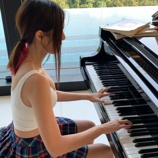 CcZnxBKJmvf_cover428c86dda10d4a90