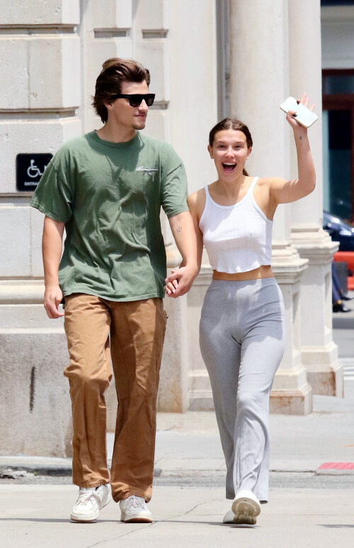 Celebrity Sightings MBB 9241d62a26ea9e127