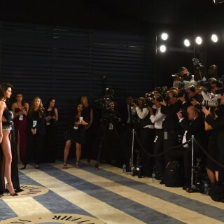 CelebrityParadise_org_002-3003f847db33ca14a