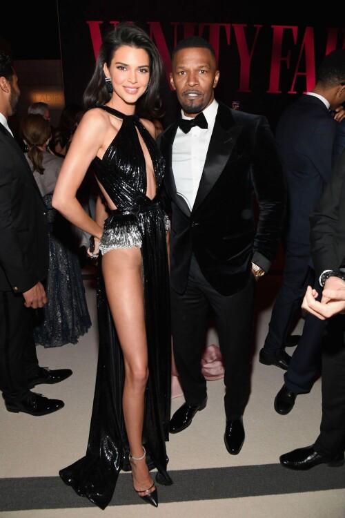 CelebrityParadise org 005 3e9fc3c4a5f6fd0c2