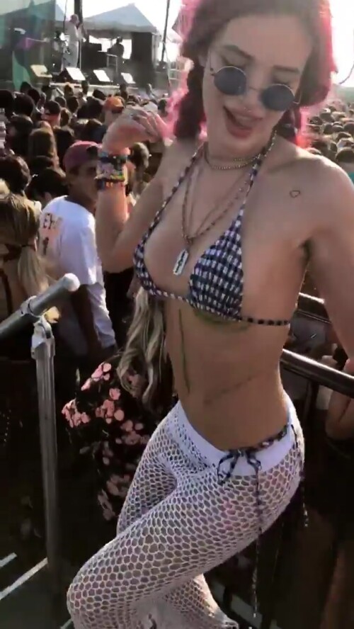 CelebsFlash.com BT 081917 13 d33bb307ac3d2d5b