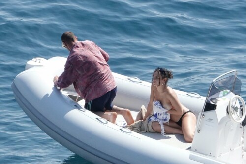 Charli topless3