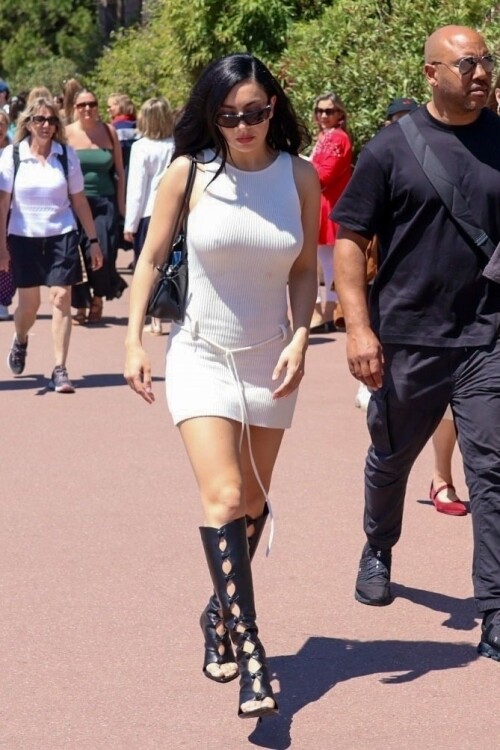 Charli_15May25_22a37ca16577605372