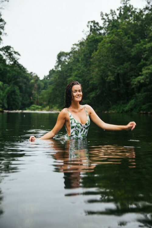 Chasing Waterfalls Queensland 239ff5ecf2f7e587b8