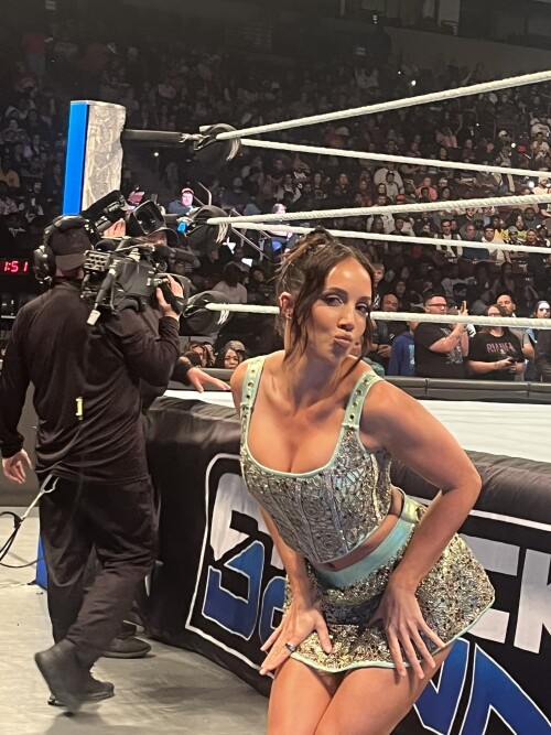 Chelsea Green GuOKEv2WAAAAKL1b0ac2af3e4ff2c70