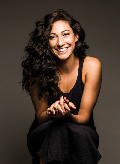 Christen Press1033