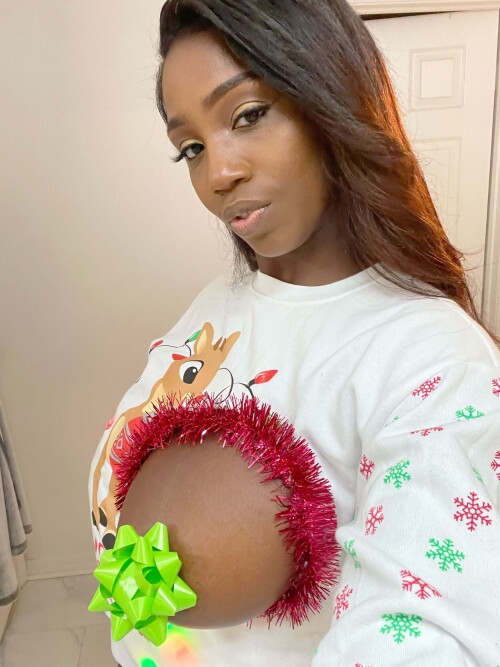 Christmas Sweater6157be6e4a8e3feb2