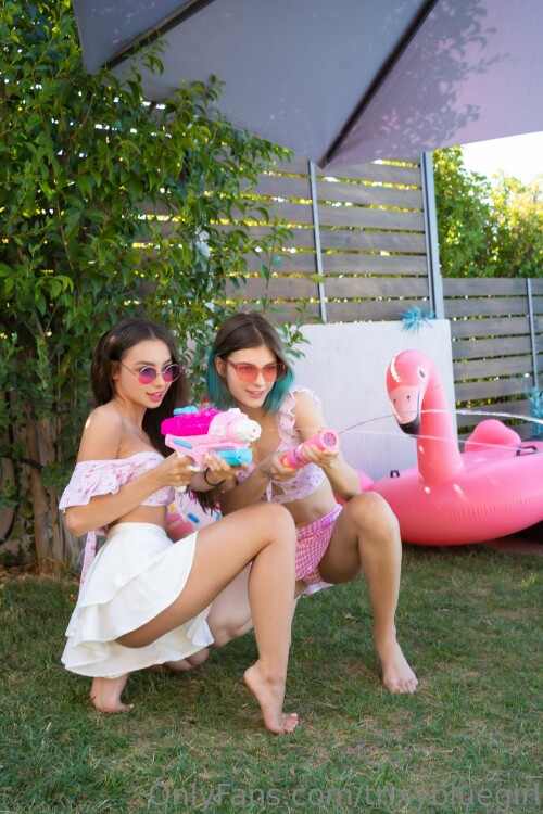 Collab with Trixy 12f2b9411ffbae1f5