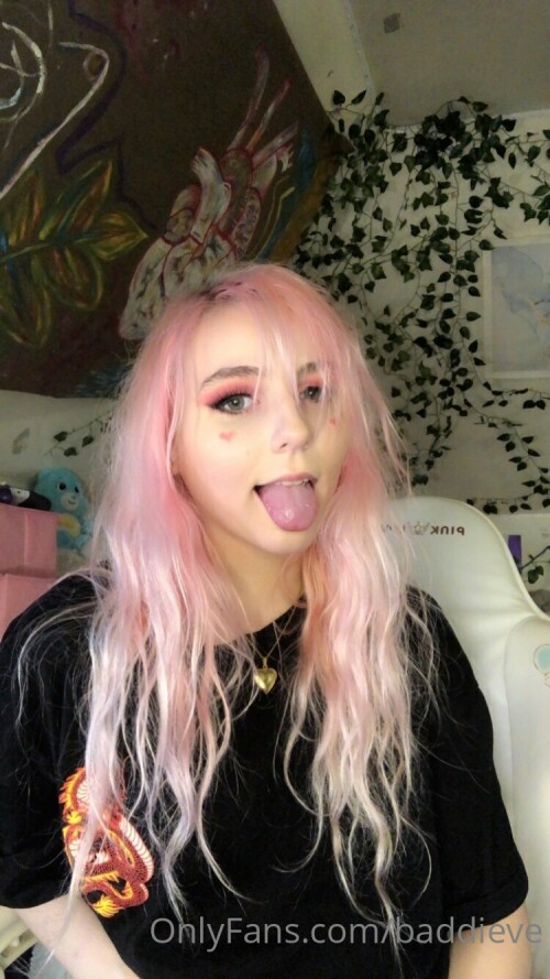 Coomer 17f83bdb 8176 4b08 8798 f092fb3d259e7473c5f917cf2142