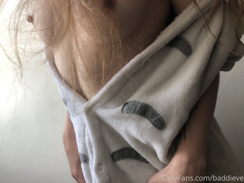 Coomer c63bb4bc 32b7 4eab 9b7d 1144df76b2964141177fa83d406b