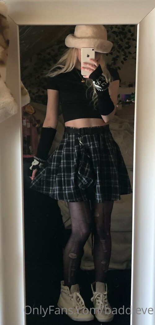 Coomer e32811f5 5d12 4a36 92b0 c6b07111e80e26c23e8416ca657d