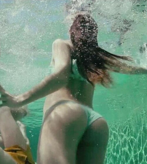 Corbero Quien mato a Bambi 7457141b4d5ada5ccae34e