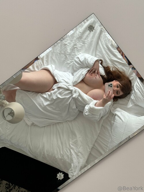 Cum be lazy with me... oh and theres that mirror again. 6826e217da4d58caf