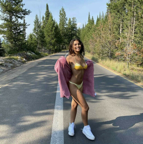 D37C400A 58C7 4DD1 903E B5AA10F66457